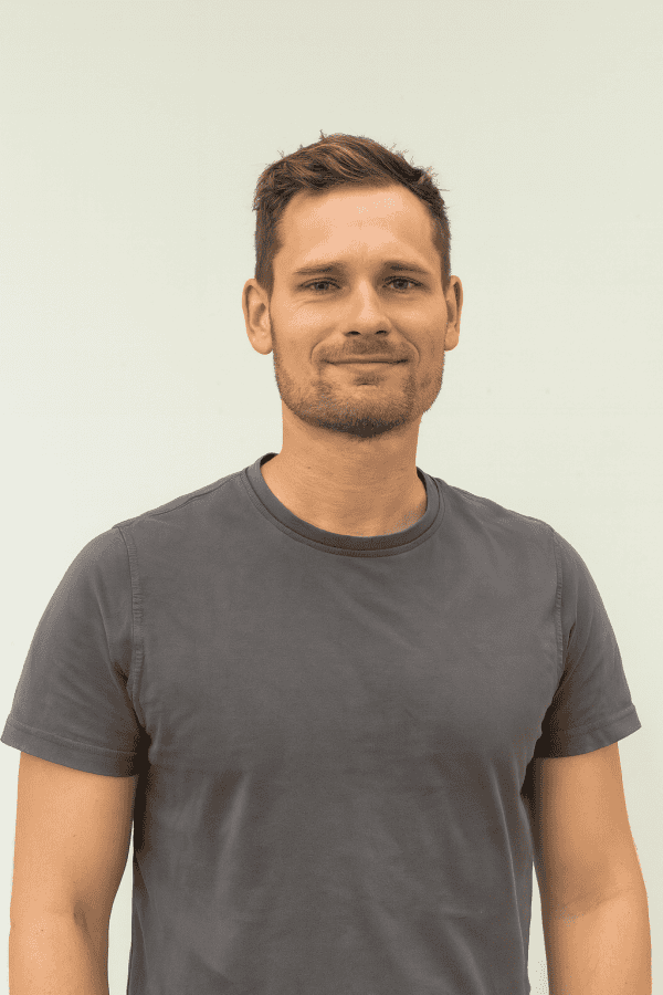 https://www.elpron.de/wp-content/uploads/2025/08/bn_newimg-600x900.png